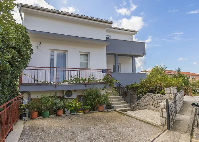 Romantisches Studio-apartment Nur 410 Meter Zum Mit Privatparkpatz דירה *