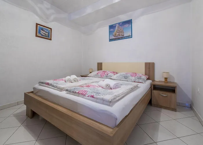 Romantisches Studio-apartment Nur 410 Meter Zum Mit Privatparkpatz