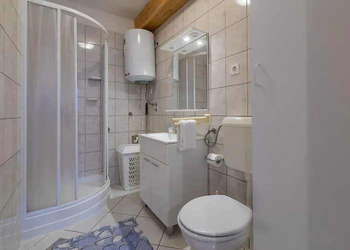 Romantisches Studio-apartment Nur 410 Meter Zum Mit Privatparkpatz דירה *